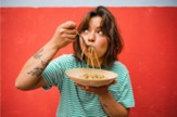 Can You Eat with a Retainer? A Guide to Retainer Habits and Care